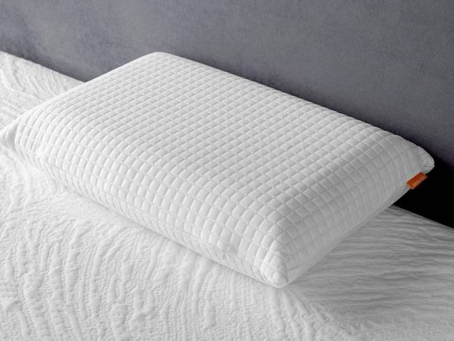 Подушка Innovo Space M