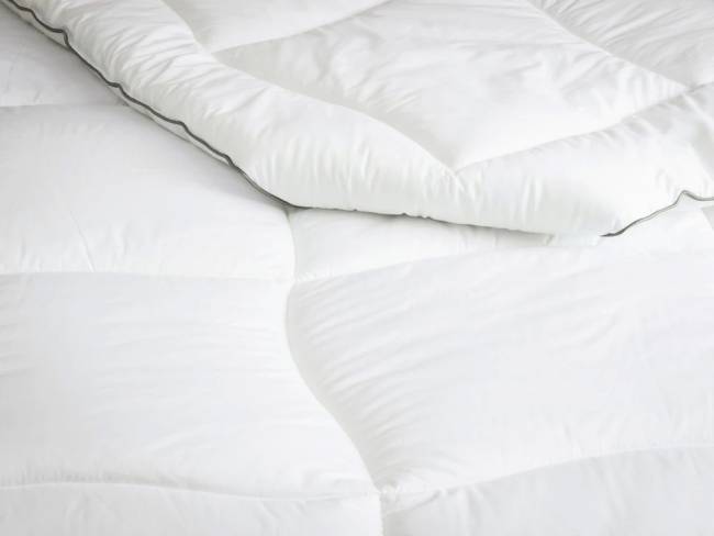 Одеяло теплое One Comfort Одеяло теплое One Comfort