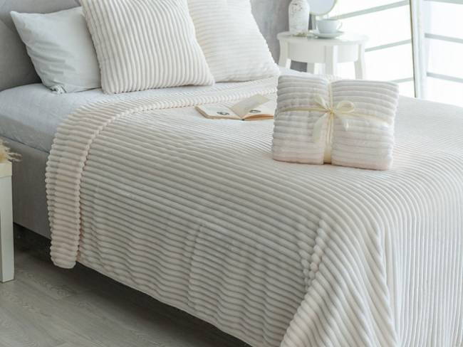 Чехол Soft Stripe на декоративную подушку Кьянти Чехол Soft Stripe на декоративную подушку Кьянти